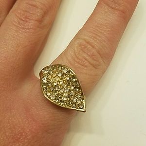 Leaf cocktail ring